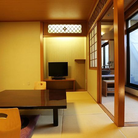 Arima Royal Hotel Kobe Exterior photo